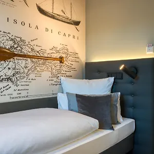 3* Hotel Boutique 053 Main Station